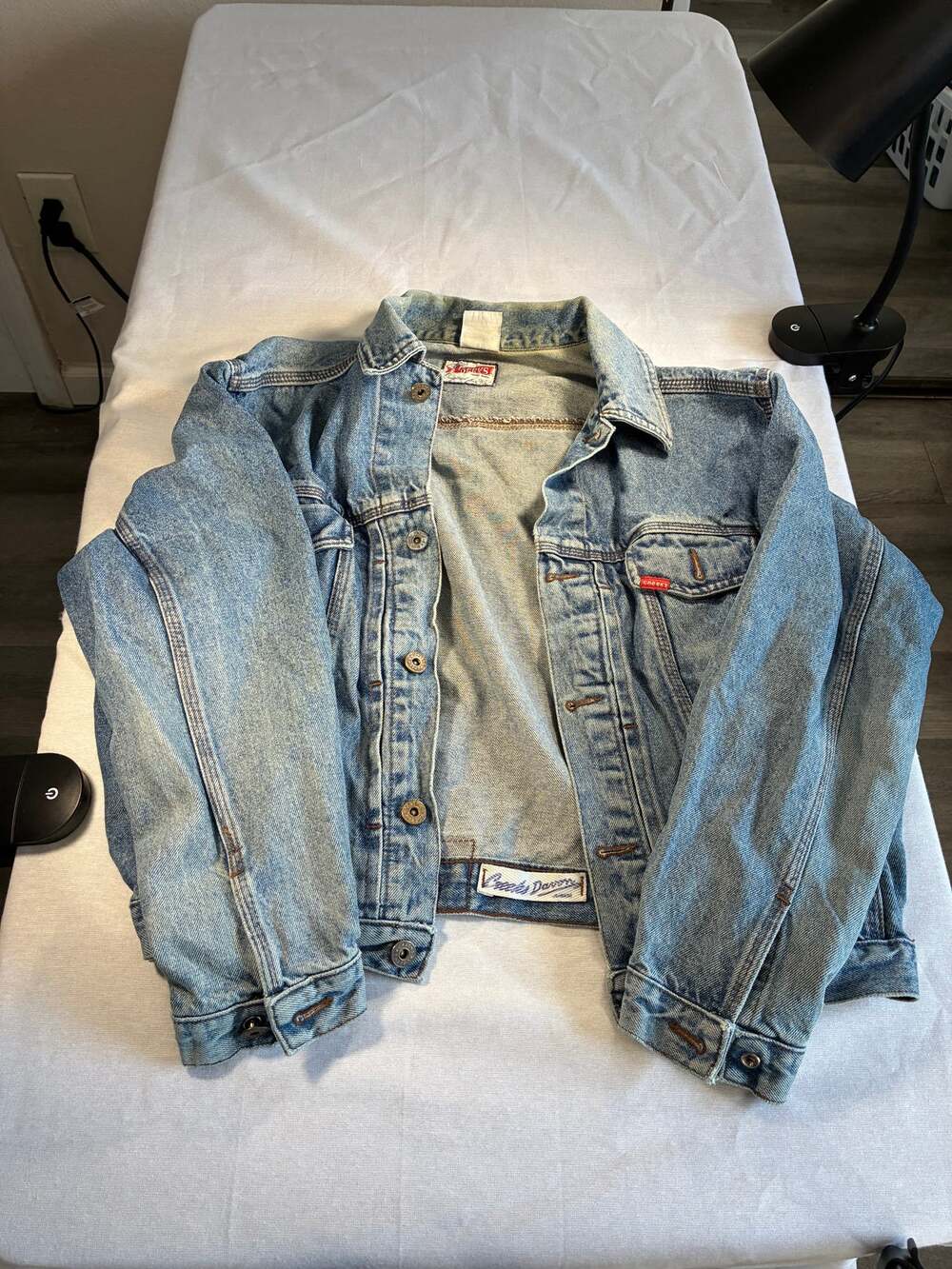 Creeks Blue Denim Trucker Jacket Size 4 Vintage Style Western